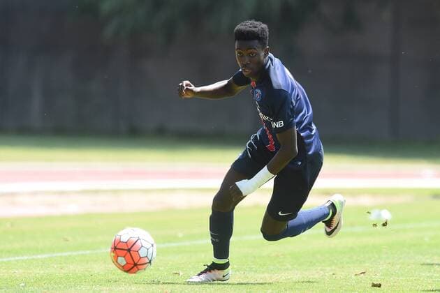 Bilder des Tages - SPORT Timothy Weah (psg) - Fussball Frankreich, U17, Paris Saint Germain PSG vs. ESTAC Troyes - 28 05 2016 FredericChambert Panoramic 