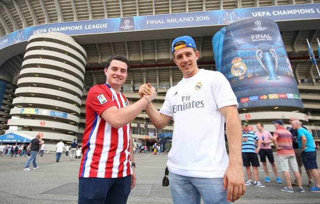 Bilder des Tages - SPORT SOCCER - CL final, Madrid vs Atletico MILANO,ITALY,28.MAY.16 - SOCCER - UEFA Champions League, final, Real Madrid CF vs Atletico Madrid. Image shows fans. GEPAxpictures xCh.xKelemen