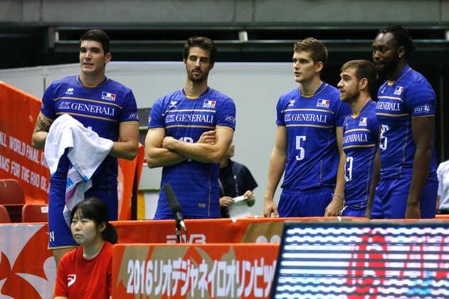 France team group Mannschaftsbild Totale (FRA), MAY 28, 2016 - Volleyball : Men s Volleyball World Final Qualification for the Rio de Janeiro Olympics 2016 match between France 3-1 China at Tokyo Metropolitan Gymnasium, Tokyo, Japan. NOxTHIRDxPARTYxSALES.  (ipha023379)
