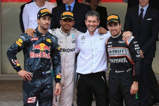 Formel 1, Lewis Hamilton gewinnt GP von Monaco 29.05.2016. Monte Carlo, Monaco. F1 Grand Prix of Monaco, Race day on Sunday. Lewis Hamilton of Mercedes AMG F1 team wins the Monaco GP ahead of Daniel Ricciardo and Sergio Perez xLeannexBoonx  ActionPlus11743053