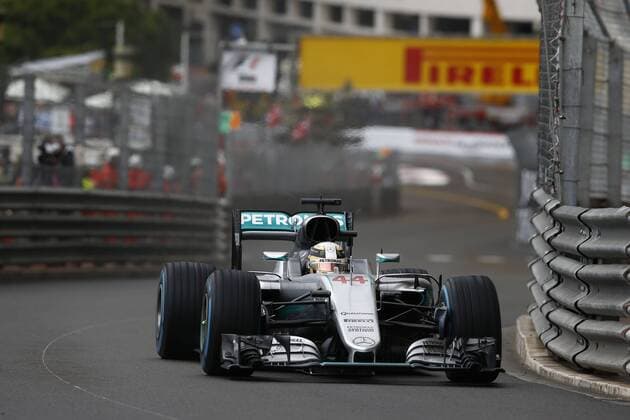 Formel 1, Lewis Hamilton gewinnt GP von Monaco Motorsports: FIA Formula One World Championship WM Weltmeisterschaft 2016, Grand Prix of Monaco, 44 Lewis Hamilton (GBR, Mercedes AMG Petronas Formula One Team), xHOCHxZWEIx