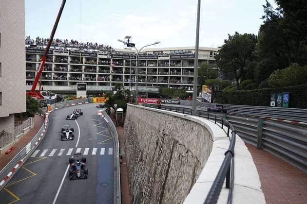 Formel 1, GP von Monaco, Impressionen Motorsports: FIA Formula One World Championship WM Weltmeisterschaft 2016, Grand Prix of Monaco, 14 Fernando Alonso (ESP, McLaren Honda Formula 1 Team), 6 Nico Rosberg (GER, Mercedes AMG Petronas Formula One Team), 27 Nico Hulkenberg (GER, Sahara Force India F1 Team), xHOCHxZWEIx