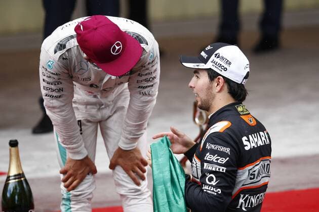 Formel 1, Lewis Hamilton gewinnt GP von Monaco Motorsports: FIA Formula One World Championship WM Weltmeisterschaft 2016, Grand Prix of Monaco, 44 Lewis Hamilton (GBR, Mercedes AMG Petronas Formula One Team), 11 Sergio Perez (MEX, Sahara Force India F1 Team), xHOCHxZWEIx