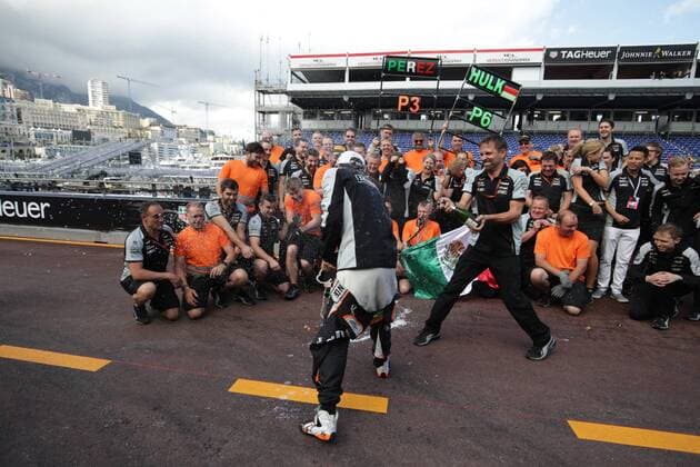 Formel 1, Lewis Hamilton gewinnt GP von Monaco Monaco Grand Prix, Monte Carlo 25 - 29 May 2016 29.05.2016 - Race, Celebration, 3rd position Sergio Perez (MEX) Sahara Force India F1 VJM09 