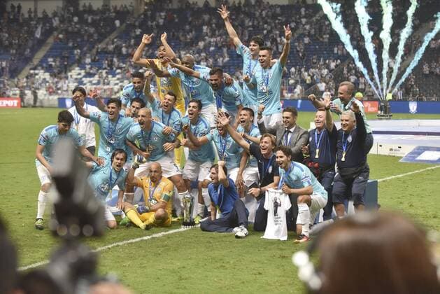 Tuzos de Pachuca players celebrate their victory after the final match of the Torneo Clausura tournament between Rayados de Monterrey and Tuzos de Pachuca in Monterrey, Mexico, 29 May 2016. RAYADOS DE MONTERREY VS. TUZOS DE PACHUCA !ACHTUNG: NUR REDAKTIONELLE NUTZUNG!  20160530-636001938090214924