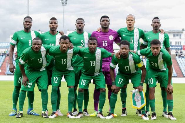 Startelf Nigeria Stehend vlnr.: Brown Ideye (Nigeria 8), Kelechi Iheanacho (Nigeria 10), Uwa Elderson Echiejile (Nigeria 3), Daniel Akpeyi (Torwart Nigeria 16), William Ekong (Nigeria 5 Troost-Ekong), Kenneth Omeruo (Nigeria 4) hockend vlnr.: Aminu Umar (Nigeria 13), Abdullahi Shehu (Nigeria 12), Musa Muhammed (Nigeria 19), Ogenyi Onazi (Kapitaen Nigeria 17), Alex Iwobi (Nigeria 20) Fussball, Freundschaftsspiel, Laenderspiel, Testspiel, Saison 2015-2016 31.05.2016 Luxemburg - Nigeria (Luxembourg vs Nigeria) Stade Josy Barthel, Luxemburg 