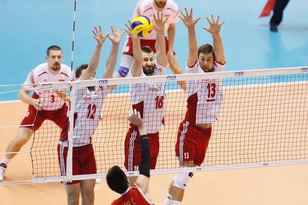 Lomacz Grzegorz, Mozdzonek Marcin, Kubiak Michal (POL), JUNE 1, 2016 - Volleyball : Men s Volleyball World Final Qualification for the Rio de Janeiro Olympics 2016 match between China 2-3 Poland at Tokyo Metropolitan Gymnasium, Tokyo, Japan. Noxthirdxpartyxsales  (qdwa047915)