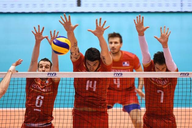 (L-R) Benjamin Toniutti, Nicolas Le Goff, Kevin Tillie (FRA), JUNE 2, 2016 - Volleyball : Men s Volleyball World Final Qualification for the Rio de Janeiro Olympics 2016 match between France 3-0 Canada at Tokyo Metropolitan Gymnasium, Tokyo, Japan. Noxthirdxpartyxsales  (dlra014573)
