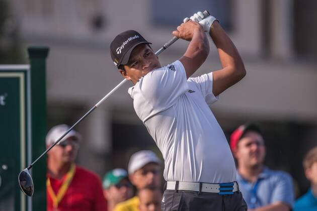 Golf, The Memorial Tournament in Dublin, Ohio June 2, 2016 - Dublin, Ohio, U.S - Fabian Gomez tees off on the 10th in the first round of The Memorial Tournament at Muirfield Village Golf Club, Dublin, Ohio. PGA Golf Herren 2016 - The Memorial Tournament - First Round - ZUMAs304