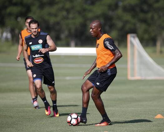 Costa Rica s player Joel Campbell participates in an open training session to prepare for Copa America Centenario in Orlando, Florida, United States, 2 June 2016. Costa Rica will face Paraguay at the Orlando Citrus Bowl next Saturday. COSTA RICA S SOCCER TEAM PRESSER !ACHTUNG: NUR REDAKTIONELLE NUTZUNG!  ORL007 20160603-636005105660827930