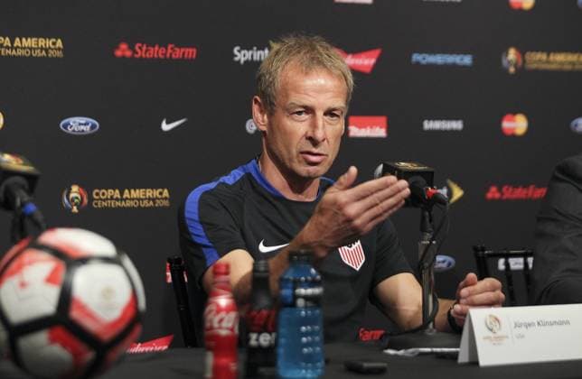 United State s soccer team coach, German Jurgen Klinsmann, delivers a presser at Levi s stadium in Santa Clara, California, United States, 2 June 2016. US will face Colombia at the opening match of Copa America Centenario 3 June 2016. EFE David Fernandez US COACH PRESSER !ACHTUNG: NUR REDAKTIONELLE NUTZUNG!  SCL004 20160603-636005128431052727