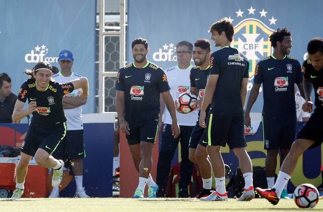 Brazilian soccer national team Nationalteam players participate in a Copa America centenario 2016, team s training session in Los Angeles, USA, 02 June 2016. TRAINING SESSION OF SOCCER NATIONAL TEAM OF BRAZIL !ACHTUNG: NUR REDAKTIONELLE NUTZUNG!  LAX09 20160603-636005268170551119