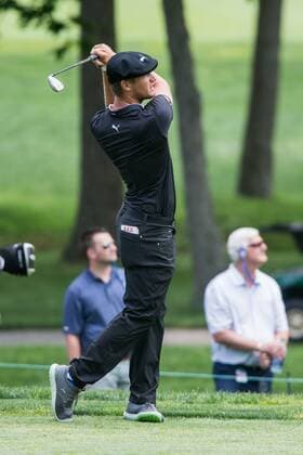 June 2, 2016 - Dublin, Ohio, U.S - Bryson DeChambeau hits his second shot from the 8th fairway during the first round of The Memorial Tournament at Muirfield Village Golf Club, Dublin, Ohio. PGA Golf Herren 2016 - The Memorial Tournament - First Round - ZUMAs304
