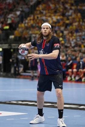 Köln, Deutschland, Handball, Velux EHF Final 4 Spiel um Platz 3 PSG Paris (FRA) - THW Kiel (GER) am 29.05.2016 in der Lanxess-Arena auf Schalke in Köln Mikkel HANSEN (PSG)