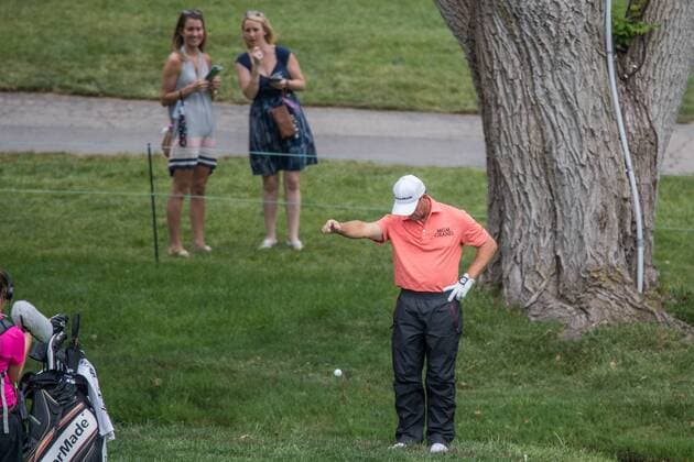 June 4, 2016 - Dublin, Ohio, U.S - Alex Cejka drops after hitting into the creek on the 18th hole during the third round of The Memorial Tournament at Muirfield Village Golf Club, Dublin, Ohio. Golf 2016 - The Memorial Tournament - Third Round - ZUMAs304