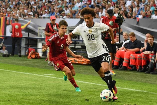 Fussball, Herren, Saison 2015 16, Länderspiel in Gelsenkirchen, Deutschland - Ungarn, Adam Nagy (Nr. 8, Ungarn), Leroy Sane (Nr. 20), 04.06.2016,
