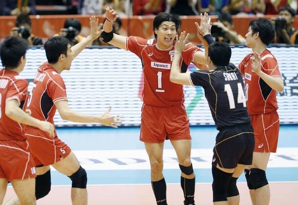 Volleyball: Japan finishes with straight sets victory over France Members of the Japanese men s volleyball team celebrate after winning a point in the first set of a match against France in the Rio de Janeiro Olympic qualifiers at Tokyo Metropolitan Gymnasium on June 5, 2016. Japan, already out of contention to qualify to the Games, won 3-0 to close out the tournament. 