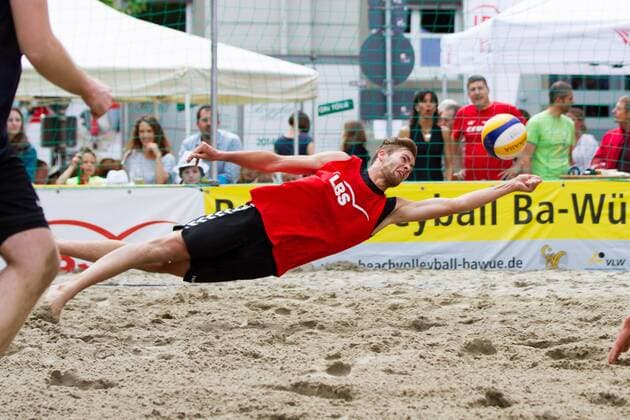 Hechtbagger Diver Bagger Manuel Harms (TSV Georgii Allianz Stuttgart); LBS-Cup Beachvolleyball A-Top, Markplatz, Schopfheim Germany, 20160605; Schopfheim Copyright: Wuechnerx xEibner-Pressefoto EP_nwr