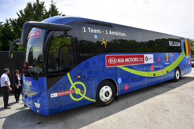 Fußball, EURO 2016, Quartier der Nationalmannschaft Belgiens in Le Pian-Medoc Illustration picture shows the Belgian Team bus ahead of the upcoming Euro 2016 UEFA European Championship EM Europameisterschaft in France, on Monday 06 June 2016, in Bordeaux, France. DIRKxWAEM  x04866511x