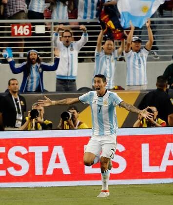 Argentinian Angel Di Maria celebrates after scoring a goal during a game for the Copa America Centenario between Argentina and Chile at the Levi s Stadium, in Santa Clara, California, EEUU, 06 June 2016. Argentina vs Chile !ACHTUNG: NUR REDAKTIONELLE NUTZUNG!  MMD05 20160607-636008743934791903
