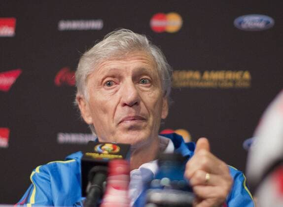 June 6, 2016 - Pasadena, California, U.S - Jose Nestor Pekerman, coach of the national team Nationalteam of Colombia during a press conference PK Pressekonferenz at the Rose Bowl Stadium in Pasadena California on Monday June 6, 2016. The team is preparing for the Copa America Centenario 2016 game on Tuesday against Paraguay at the Rose Bowl stadium in Pasadena California. Colombia practice at Rose Bowl - ZUMAp124