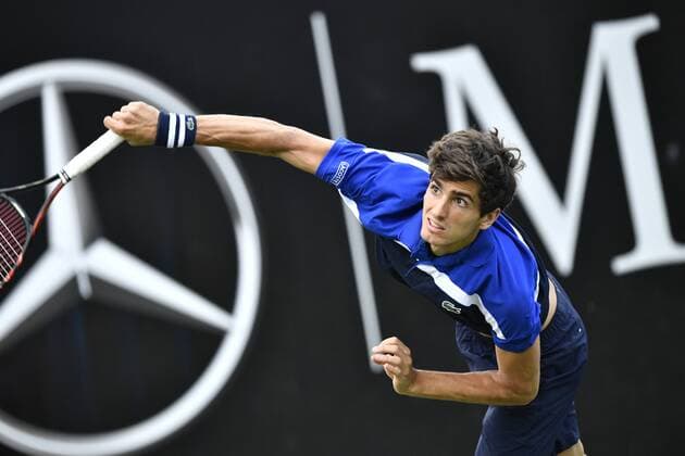 Aufschlag Pierre-Hughes Herbert (FRA) 07.06.2016 Tennis Mercedes-Cup Stuttgart Weißenhof 04.06..-12.06.2016 MercedesCup Stuttgart Weißenhof 2016