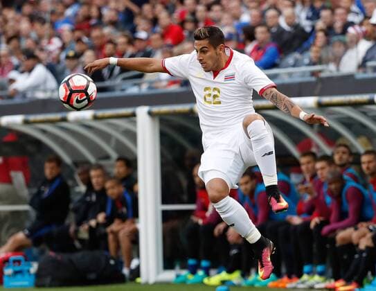 Copa America, USA - Costa Rica Costa Rica defender Ronald Matarrita (22) goes for the ball during the fist half of the Copa America Centenario Group A match against the United States at the Soldier Field in Chicago, Illinois, United States, 7 June 2016. UNITED STATES VS COSTA RICA !ACHTUNG: NUR REDAKTIONELLE NUTZUNG!  CHI012 20160608-636009538061553546
