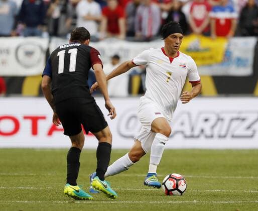 Copa America, USA - Costa Rica Costa Rica midfielder Christian Bolanos (R) moves the ball as United States midfielder Alejandro Bedoya defends during the first half of a 2016 Copa America Centenario Group A match at Soldier Field in Chicago on June 7, 2016. The United States defeated Costa Rica 4-0.  CHI2016060706 BRIANxKERSEY