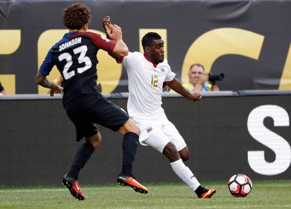 Copa America, USA - Costa Rica Costa Rica forward Joel Campbell (R) kicks the ball as United States defender Fabian Johnson defends during the first half of a 2016 Copa America Centenario Group A match at Soldier Field in Chicago on June 7, 2016. The United States defeated Costa Rica 4-0.  CHI2016060711 BRIANxKERSEY