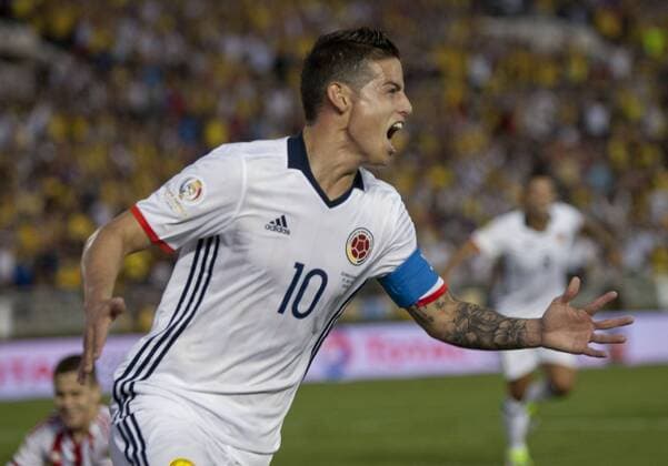 Copa America, Kolumbien - Paraguay Colombia s James Rodriguez celebrates his 2-0 goal before Paraguay during the Copa America Centenario Group A match at the Rose Bowl stadium in Pasadena, California, United States, 7 June 2016. COLOMBIA VS PARAGUAY !ACHTUNG: NUR REDAKTIONELLE NUTZUNG!  SCL021 20160608-636009599184396377