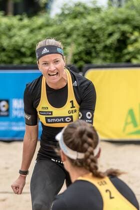 1 Katrin Holtwick 2 Ilka Semmler (GER) FiVB Worldtour Major Hamburg