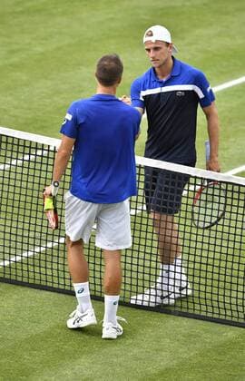 Philipp Kohlschreiber (GER) jempfängt Gratulation von Denis Kudla (USA) 08.06.2016 Tennis Mercedes-Cup Stuttgart Weißenhof 04.06..-12.06.2016 MercedesCup Stuttgart Weißenhof 2016