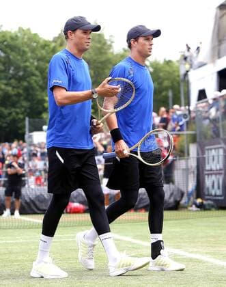 Stuttgart Tennis MercedesCup 2016, Doppel, v.l. Bob und Mike Bryan (USA)
