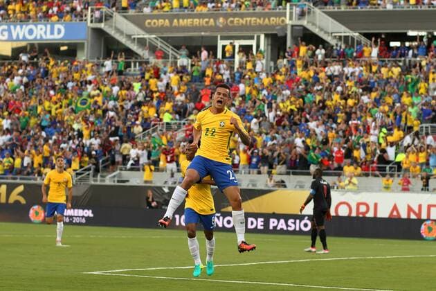 08 JUN 2016: Philippe Coutinho (22) of Brazil celebrates his goal during the Copa America Centenario match between Brazil and Haiti at the Camping World Stadium in Orlando, Florida. (Cliff Welch Icon Sportswire) SOCCER: JUN 08 Copa America Centenario - Brazil v Haiti Icon357160608008 EDITORIAL USE ONLY