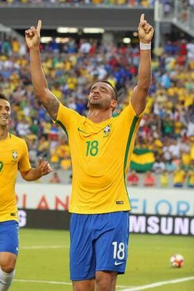08 JUN 2016: Renato Augusto (18) of Brazil celebrates his goal and points to the heavens during the Copa America Centenario match between Brazil and Haiti at the Camping World Stadium in Orlando, Florida. (Cliff Welch Icon Sportswire) SOCCER: JUN 08 Copa America Centenario - Brazil v Haiti Icon357160608014 EDITORIAL USE ONLY