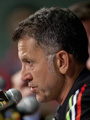 Head coach of Mexico national soccer team Juan Carlos Osorio speaks during a press conference PK Pressekonferenz in Pasadena, US, 08 June 2016. Mexico will face Jamaica as part of Copa America Centenario soccer tournament. Press conference of Mexico !ACHTUNG: NUR REDAKTIONELLE NUTZUNG!  PAS03 20160609-636010543861672077