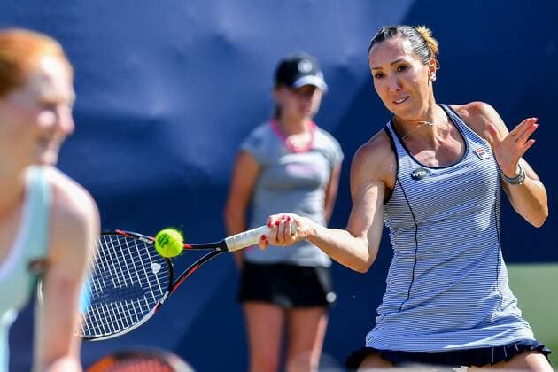 Serbian Jelena Jankovic pictured in action during a tennis game between Belgian Alison Van Uytvanck and Jelena Jankovic versus Croatian Darija Jurak and Australian Anastasia Rodionova during the quarter finals of the women s doubles tournament at Ricoh Open WTA Tennis Damen tennis tournament in Rosmalen, the Netherlands, Thursday 09 June 2016. LUCxCLAESSEN  x04868460x