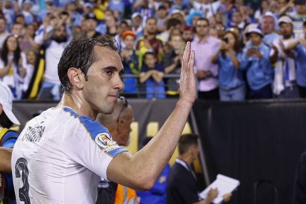 Uruguay player Diego Godin during a Copa America Centenario Group C match at the Lincoln Financial Field in Philadelphia, Nationalteam , Pennsylvania, United States, 9 June 2016. URUGUAY VS VENEZUELA !ACHTUNG: NUR REDAKTIONELLE NUTZUNG!  PHI020 20160610-636011310352298119