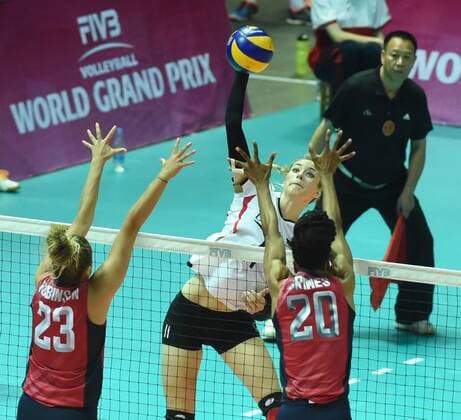 (160610) -- BEILUN, June 10, 2016 -- Louisa Lippmann of Germany spikes the ball during the FIVB Women s Volleyball World Grand Prix 2016 Pool A1 Preliminary Round match against the United States at Beilun Sports and Arts Hall in Beilun District of Ningbo, east China s Zhejiang Province, June 10, 2016. Germany lost 0-3.)(wll) (SP)CHINA-BEILUN-VOLLEYBALL-FIVB-WOMEN S WORLD GRAND PRIX-POOL A1-PRELIMINARY ROUND(CN) HuangxZongzhi 