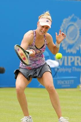 10.06.2016. Nottingham Tennis Centre, Nottingham, England. Aegon WTA Tennis Damen Nottingham Open Day 7. Forehand from Alison Riske of USA xDavidxKissmanx  ActionPlus11746941