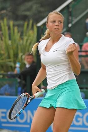 10.06.2016. Nottingham Tennis Centre, Nottingham, England. Aegon WTA Tennis Damen Nottingham Open Day 7. Fist pump from Anett Kontaveit of Estonia xDavidxKissmanx  ActionPlus11746945
