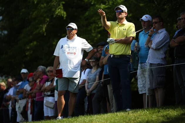 GOLF - PGA Golf Herren Lyoness Open 2016 ATZENBRUGG,AUSTRIA,10.JUN.16 - GOLF - PGA European Tour, Lyoness Open, Diamond Country Club. Image shows Bernd Wiesberger (AUT) and his caddy. GEPAxpictures xDanielxGoetzhaber