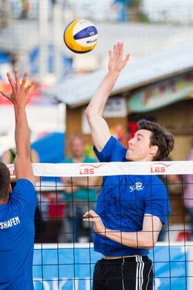 Angriff Jochen Schoeps (Asseco Resovia Rzeszow); LBS Cup Beachvolleyball Friedrichshafen, Promenade, Friedrichshafen Germany, 20160610; Friedrichshafen Copyright: Wuechnerx xEibner-Pressefoto EP_nwr