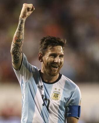 Argentina midfielder Lionel Messi celebrates a goal before Bolivia during their Copa America Centenario Group D match at the Soldier Field in Chicago, Illinois, United States, 10 June 2016. ARGENTINA VS PANAMA !ACHTUNG: NUR REDAKTIONELLE NUTZUNG!  CHC057 20160611-636012213680528162