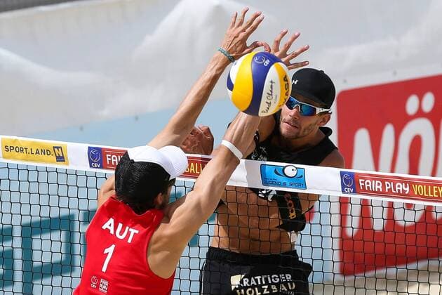 Beach volleyball Beachvolleyball - CEV Continental Cup BADEN BEI WIEN,AUSTRIA,11.JUN.16 - BEACH VOLLEYBALL - CEV Continental Cup, ladies, final. Image shows Robert Seidl (AUT) and Marco Krattinger (SUI). GEPAxpictures xPhilippxBrem