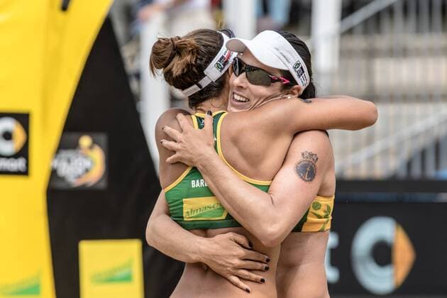 1 Agatha Bednarczuk 2 Barbara Seixas De Freitas (BRA) FiVB Worldtour Major Hamburg