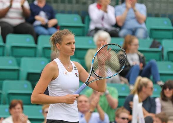 11.06.2016. Nottingham Tennis Centre, Nottingham, England. Aegon WTA Tennis Damen Nottingham Open Day 8. Karolina Pliskova of Czech Republic applauds the crowd after her win in two sets against Ashleigh Barty of Australia xDavidxKissmanx  ActionPlus11747389