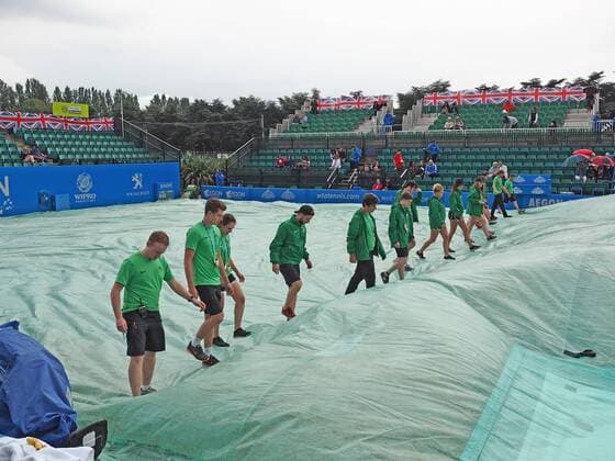 11.06.2016. Nottingham Tennis Centre, Nottingham, England. Aegon WTA Tennis Damen Nottingham Open Day 8. Rain has stopped and preparations underway to remove the covers from centre court xDavidxKissmanx  ActionPlus11747529