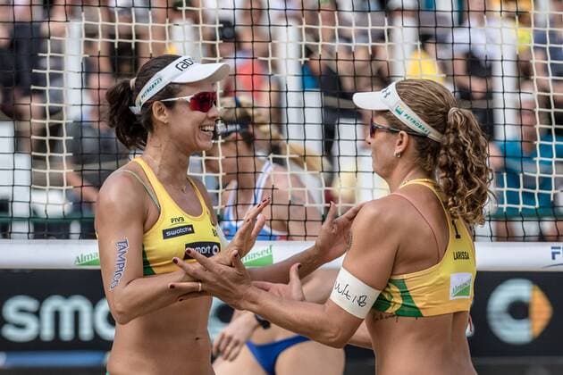 1 Larissa FranÃßa Maestrini 2 Talita Da Rocha Antunes (BRA) FiVB Worldtour Major Hamburg