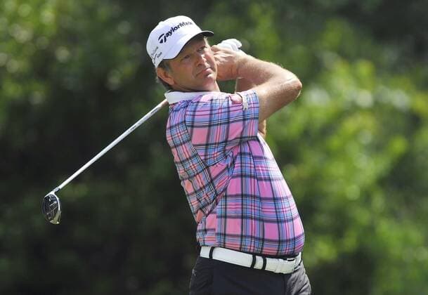 June 11, 2016: Retief Goosen watches his shot down the 18th fairway during the third round of the FedEx St. Jude Classic at TPC Southwind in Memphis, Tennessee. Austin McAfee CSM PGA Golf Herren 2016: FedEx St. Jude Classic JUNE 11 - ZUMAc04_